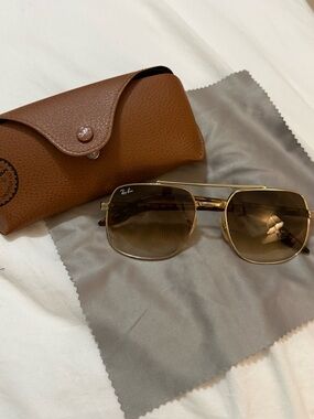Ray-Ban Gold Frame Brown Gradient Sunglasses